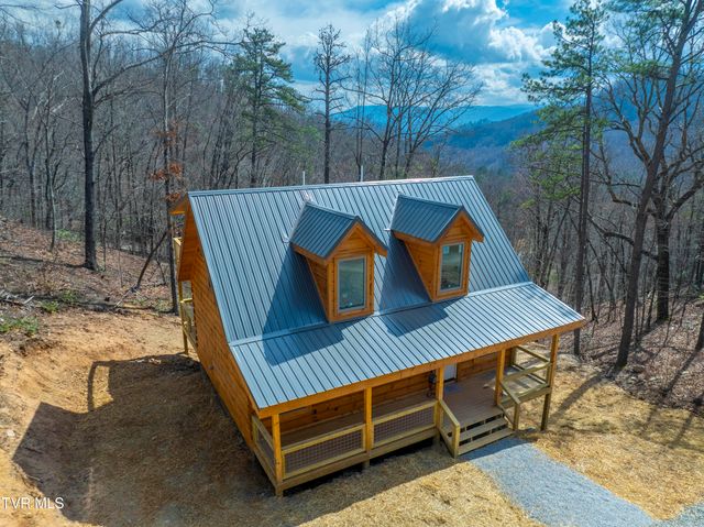 954 Glasgow Street, Sevierville, TN 37876