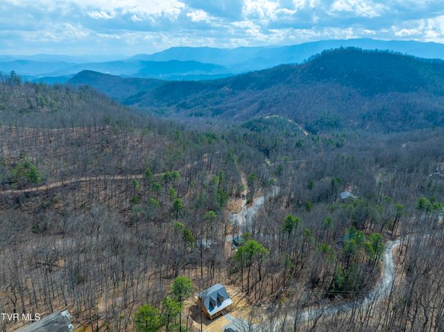 954 Glasgow Street, Sevierville, TN 37876