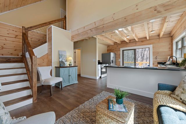 954 Glasgow Street, Sevierville, TN 37876