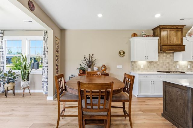 11402 Kings Court N, Lake Elmo, MN 55042
