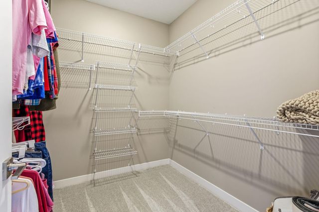 11402 Kings Court N, Lake Elmo, MN 55042
