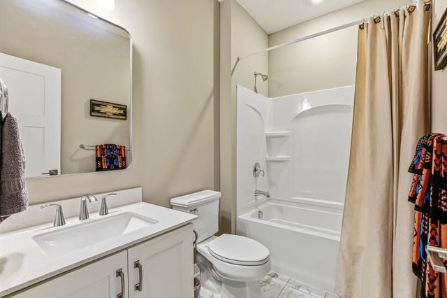 11402 Kings Court N, Lake Elmo, MN 55042