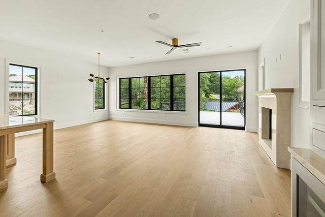 701 Hi Dr N A, Horseshoe Bay, TX 78657