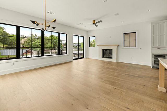 701 Hi Dr N A, Horseshoe Bay, TX 78657
