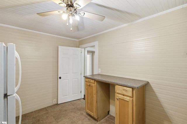 532 Gentry Memorial Highway, Easley, SC 29640