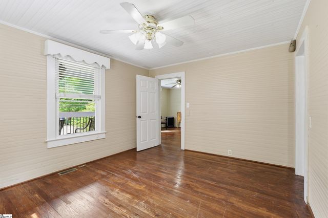532 Gentry Memorial Highway, Easley, SC 29640