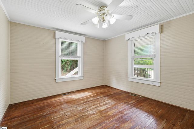 532 Gentry Memorial Highway, Easley, SC 29640