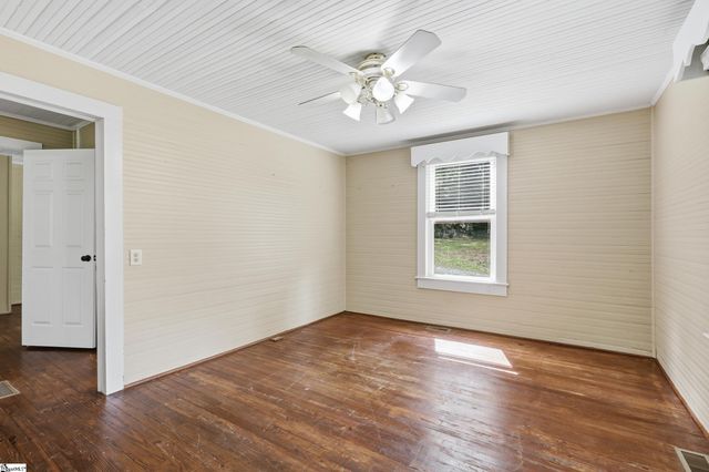 532 Gentry Memorial Highway, Easley, SC 29640