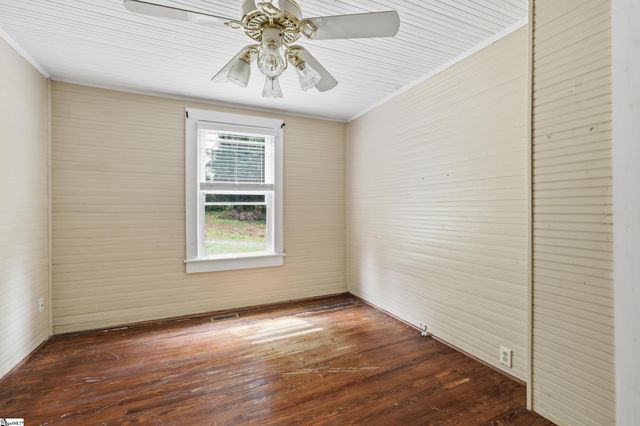 532 Gentry Memorial Highway, Easley, SC 29640