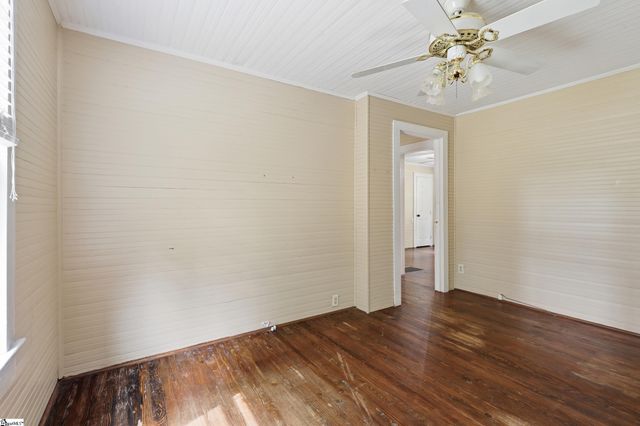 532 Gentry Memorial Highway, Easley, SC 29640