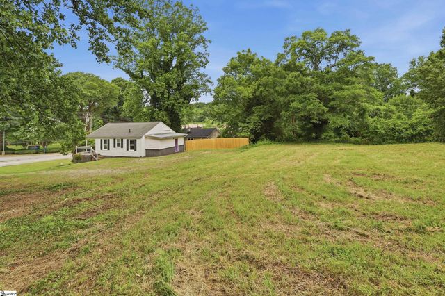 532 Gentry Memorial Highway, Easley, SC 29640