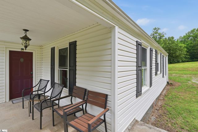 532 Gentry Memorial Highway, Easley, SC 29640
