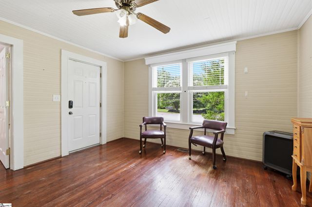 532 Gentry Memorial Highway, Easley, SC 29640