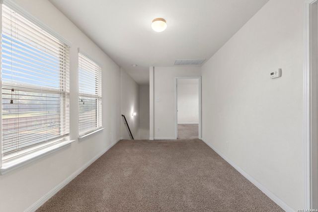 7230 Vista Grv, San Antonio, TX 78242