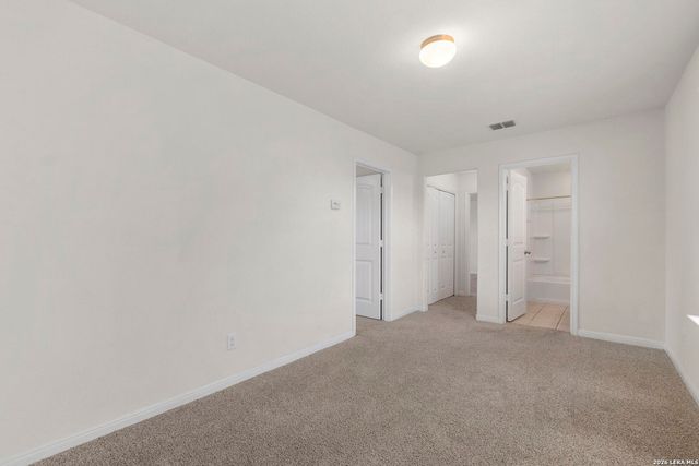 7230 Vista Grv, San Antonio, TX 78242