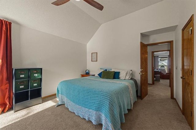 1019 E New London Drive, Olathe, KS 66061