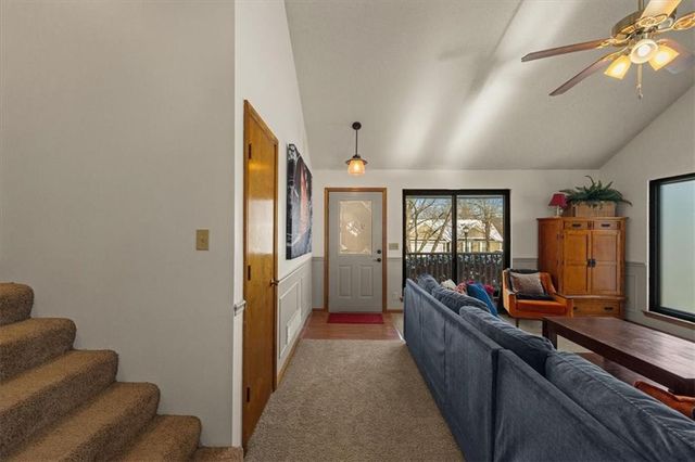 1019 E New London Drive, Olathe, KS 66061