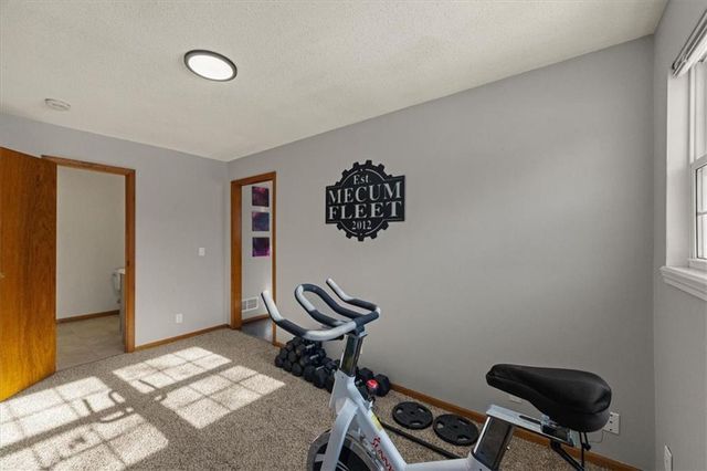 1019 E New London Drive, Olathe, KS 66061