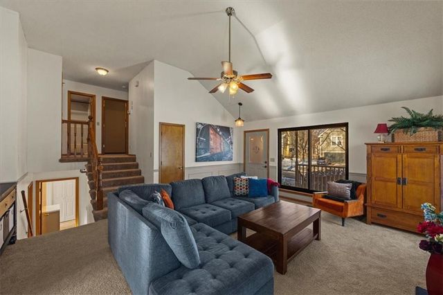 1019 E New London Drive, Olathe, KS 66061