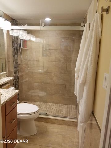 1571 S Atlantic Ave Apt 211, New Smyrna Beach, FL 32169