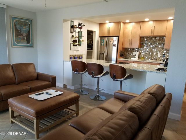 1571 S Atlantic Ave Apt 211, New Smyrna Beach, FL 32169