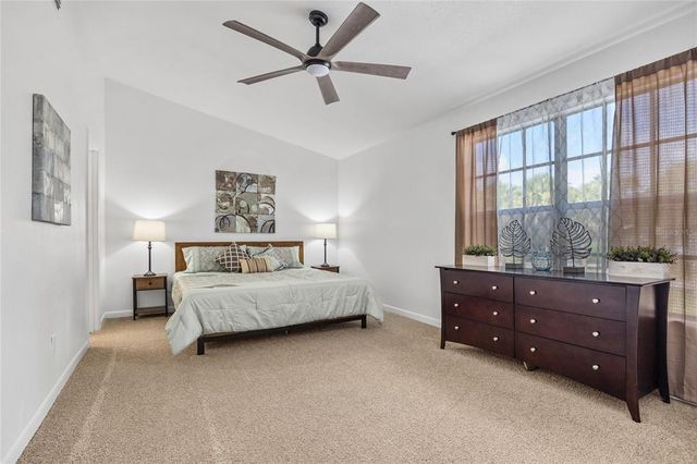 9822 BROWNSTONE DRIVE, Tampa, FL 33612