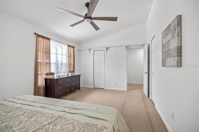 9822 BROWNSTONE DRIVE, Tampa, FL 33612
