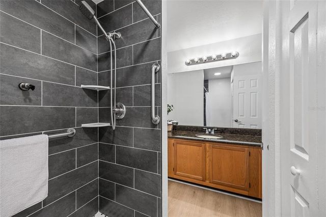 9822 BROWNSTONE DRIVE, Tampa, FL 33612