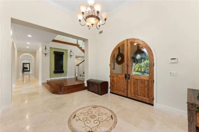 571 Wooden Bridge Lane, Redlands, CA 92373