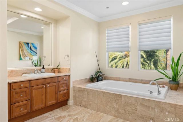 571 Wooden Bridge Lane, Redlands, CA 92373