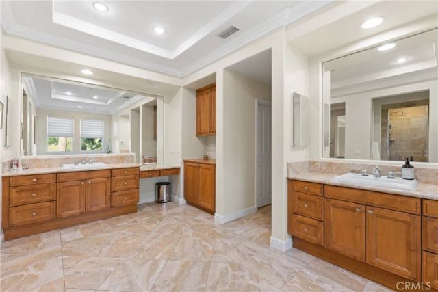 571 Wooden Bridge Lane, Redlands, CA 92373