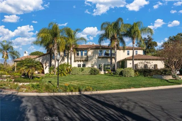 571 Wooden Bridge Lane, Redlands, CA 92373