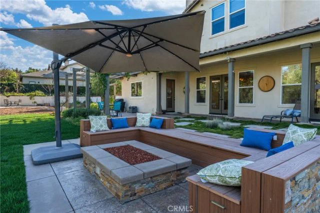 571 Wooden Bridge Lane, Redlands, CA 92373