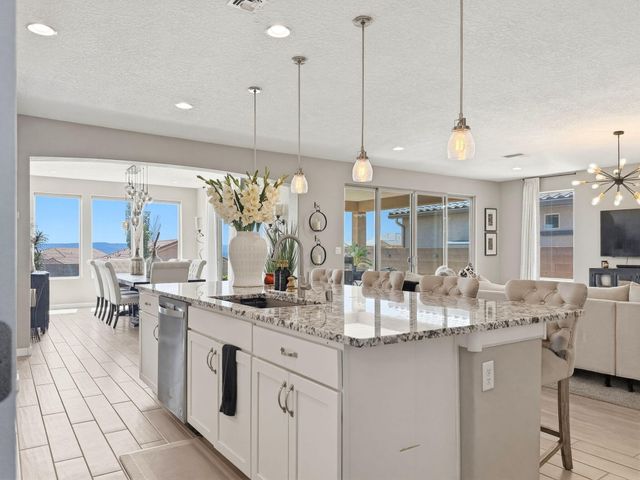 1604 Beaver Mountain Trail NW, Albuquerque, NM 87120