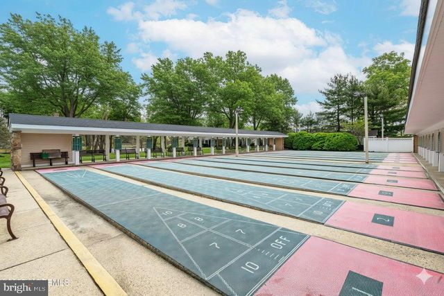 1169-B CLYDEBANK CT, Lakewood, NJ 08701