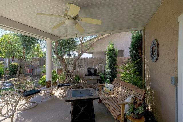 2749 Whitewood Ct, Oakdale, CA 95361