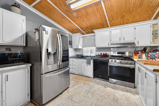 1922 Christian Light Road, Fuquay Varina, NC 27526