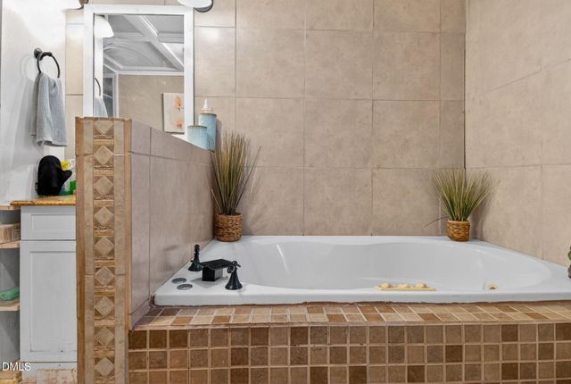 1922 Christian Light Road, Fuquay Varina, NC 27526