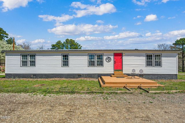 1922 Christian Light Road, Fuquay Varina, NC 27526