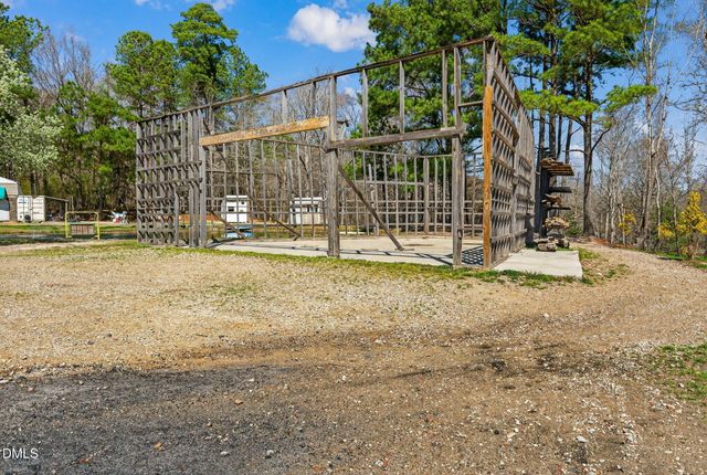 1922 Christian Light Road, Fuquay Varina, NC 27526