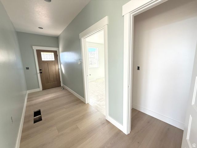 1509 W CEDAR RIDGE DR, Garden City, UT 84028
