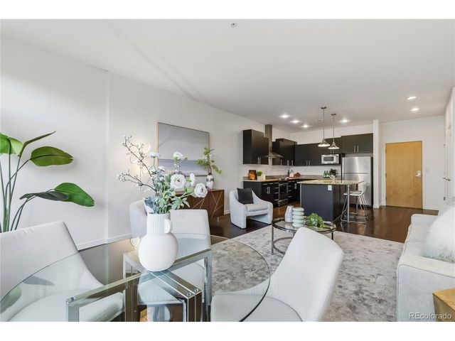 2958 Syracuse St 205, Denver, CO 80238