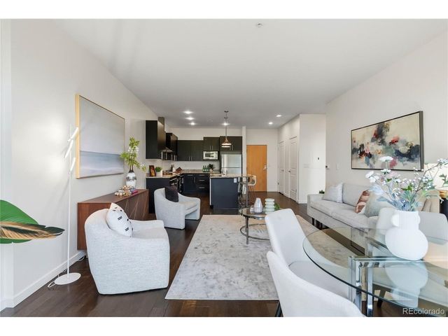 2958 Syracuse St 205, Denver, CO 80238