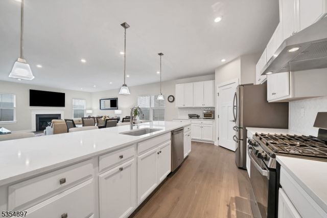 52 Mountain View Ln, Mansfield Twp., NJ 07865