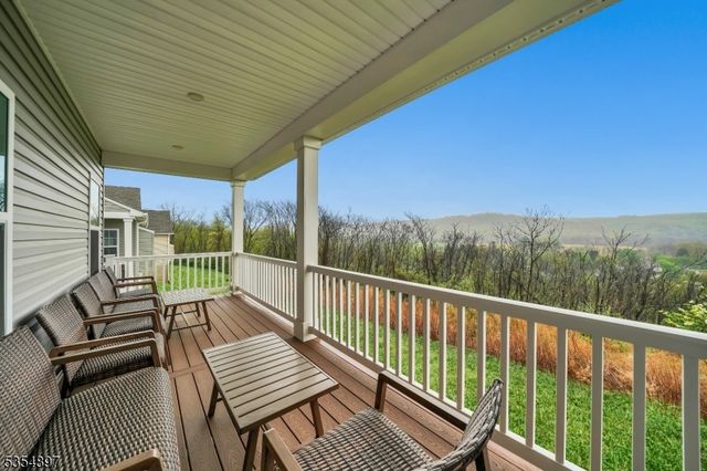 52 Mountain View Ln, Mansfield Twp., NJ 07865