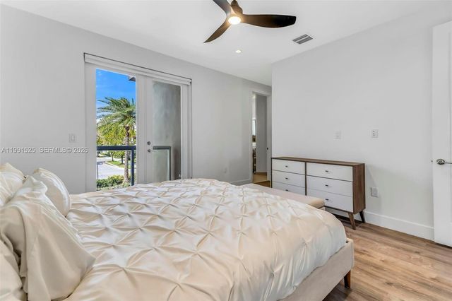 10502 NW 66th St, Doral, FL 33178