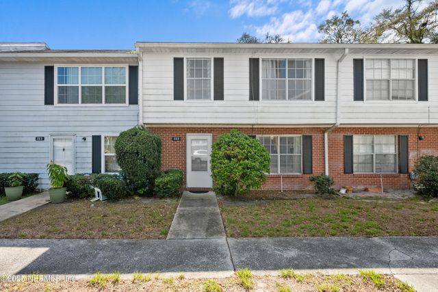 222 KETTERING Court, Orange Park, FL 32073