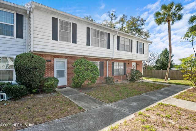 222 KETTERING Court, Orange Park, FL 32073