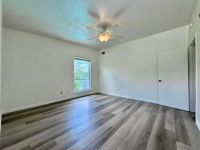 4347 Dickason Avenue 207, Dallas, TX 75219