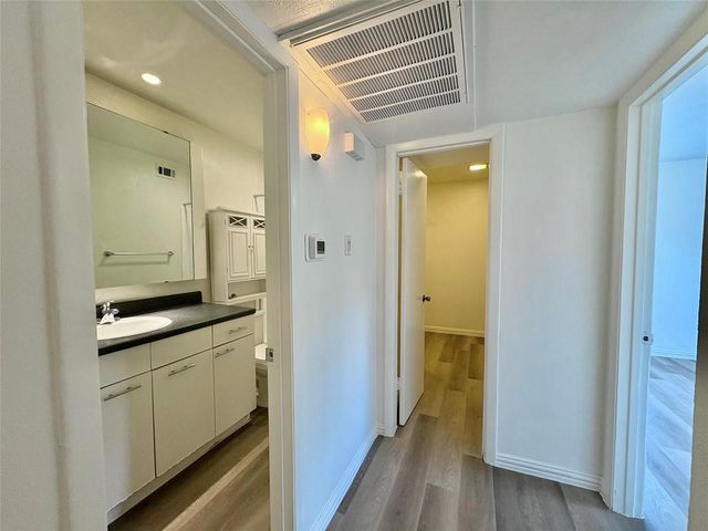4347 Dickason Avenue 207, Dallas, TX 75219